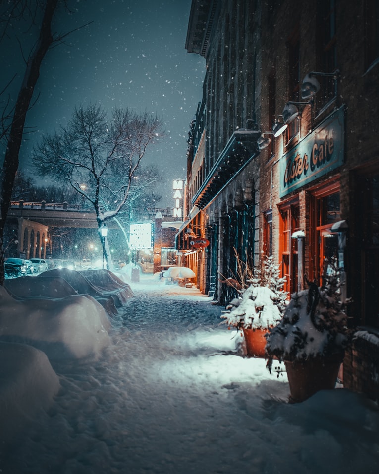 Without Meaning to See Any Such Thing. Christmas Poem 2025 by Rose Rosetree.